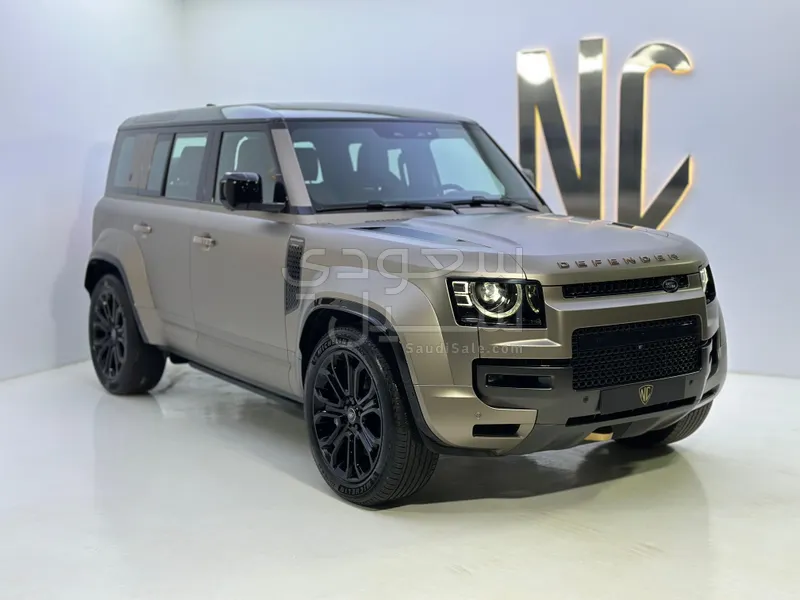 2025 Land Rover Defender Octa