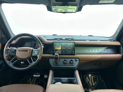 2025 Land Rover Defender Octa