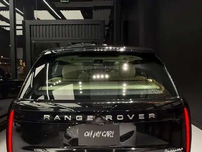2025 Land Rover Range Rover Vogue SE