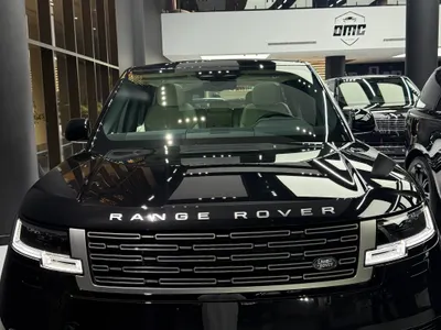 2025 Land Rover Range Rover Vogue SE