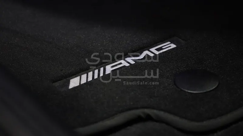 2025 مرسيدس - بنز سي 200 أي إم جي