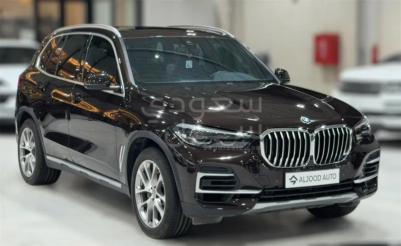 2023 BMW X Series 5