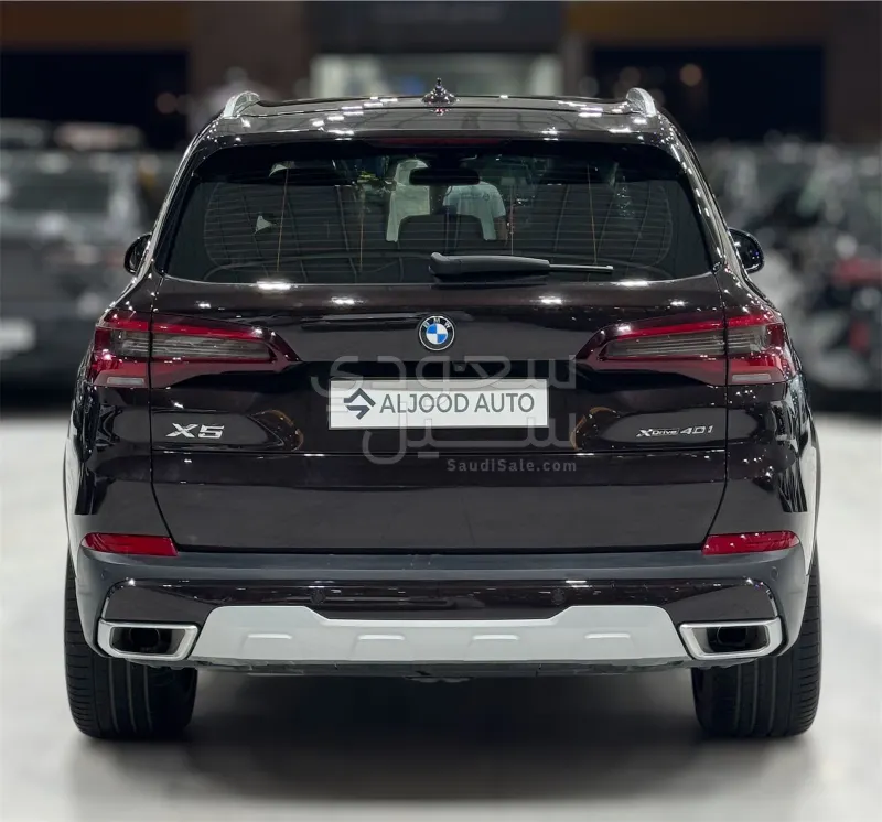 2023 BMW X Series 5