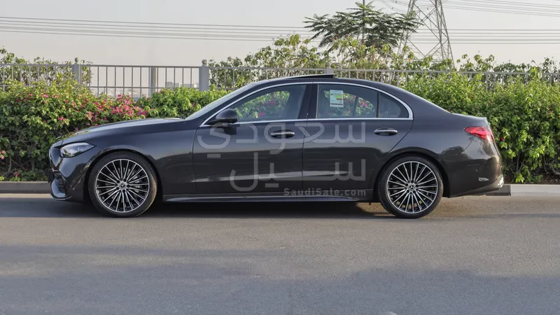 2025 Mercedes-Benz C 200 AMG