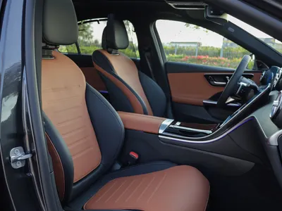 2025 Mercedes-Benz C 200 AMG