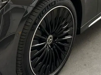 2025 Mercedes-Benz E 300 AMG