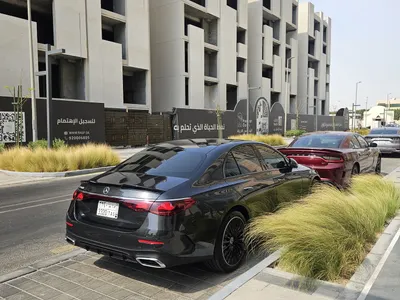 2025 Mercedes-Benz E 300 AMG