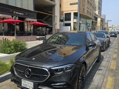 2025 Mercedes-Benz E 300 AMG