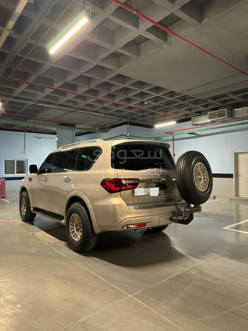 2019 انفينيتي كيو اكس 80