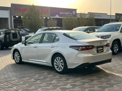 2024 Toyota Camry GLE