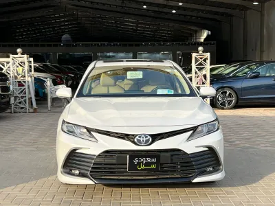 2024 Toyota Camry GLE