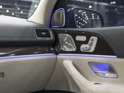 2024 مرسيدس - بنز جي إل إس 63 أي إم جي