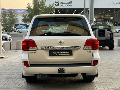 2014 Toyota Land Cruiser GXR