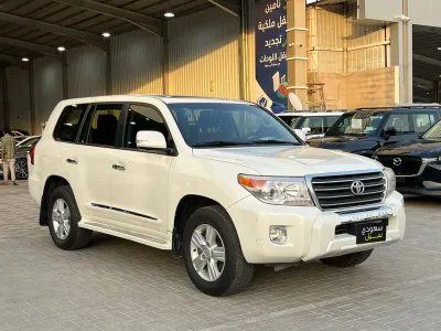 2014 Toyota Land Cruiser GXR