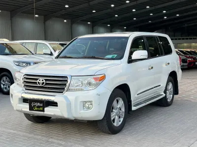 2014 Toyota Land Cruiser GXR
