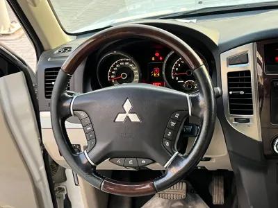 2018 Mitsubishi Pajero
