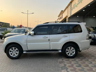 2018 Mitsubishi Pajero