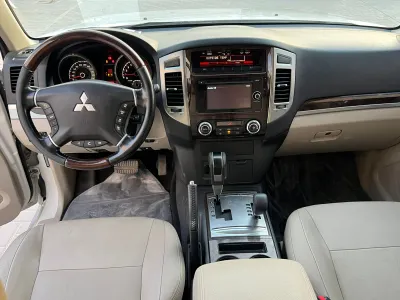 2018 Mitsubishi Pajero