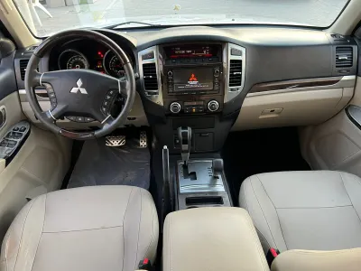 2020 Mitsubishi Pajero