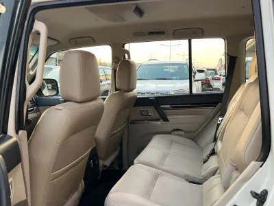 2020 Mitsubishi Pajero
