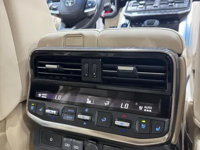 2024 Toyota Land Cruiser VX  S