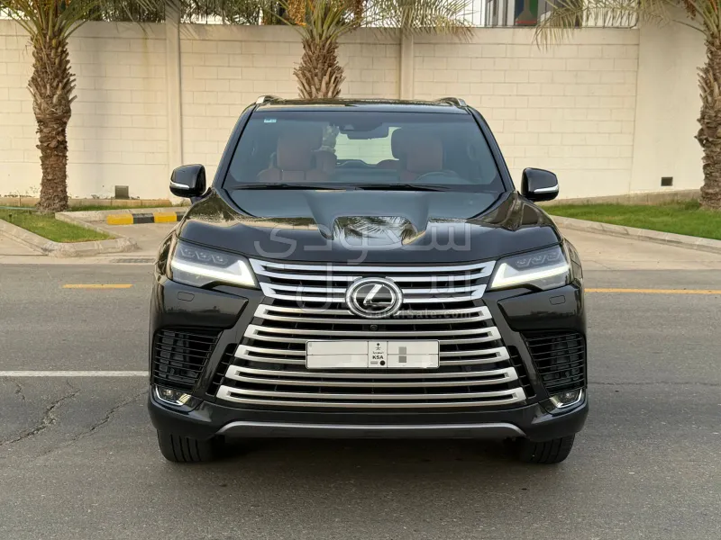 2022 Lexus LX 600 vip