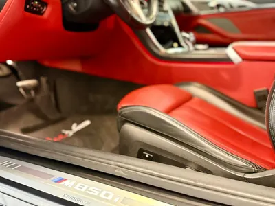 2019 BMW 8 Series M 850i