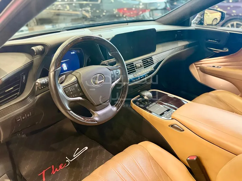 2022 Lexus LS 500