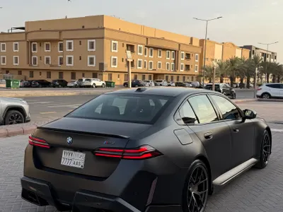2025 BMW M Series M5