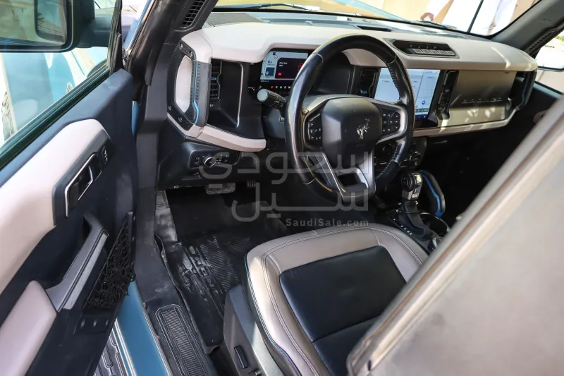 2021 Ford Bronco wild trak