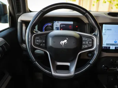 2021 Ford Bronco wild trak