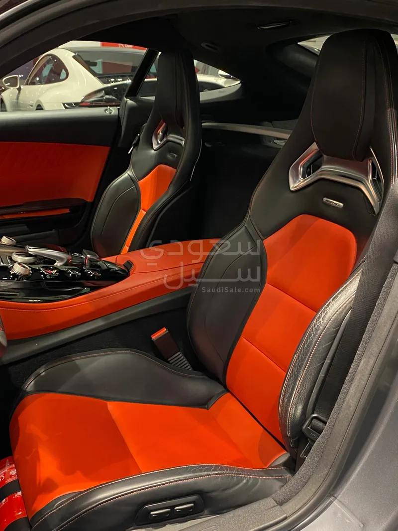 2016 Mercedes-Benz GT