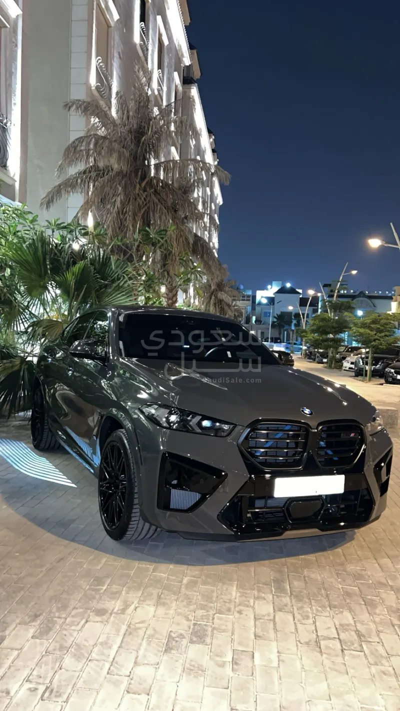 2025 بي ام دبليو الفئة اكس 6 إم كومبيتيشن