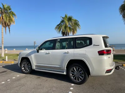 2022 Toyota Land Cruiser GXR 4