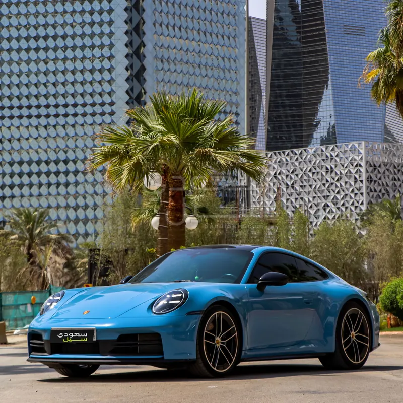 2025 Porsche 911 Carrera