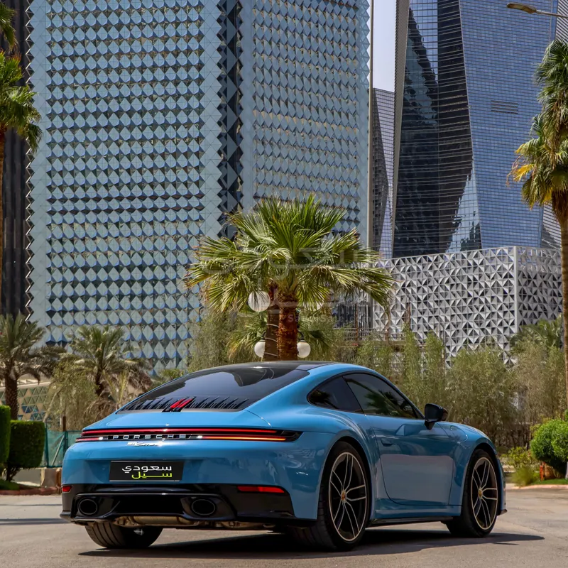 2025 Porsche 911 Carrera