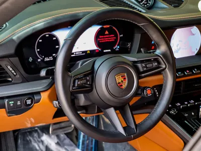 2025 Porsche 911 Carrera