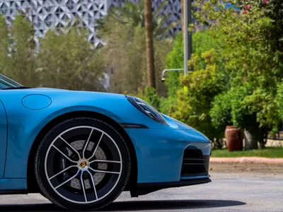 2025 Porsche 911 Carrera