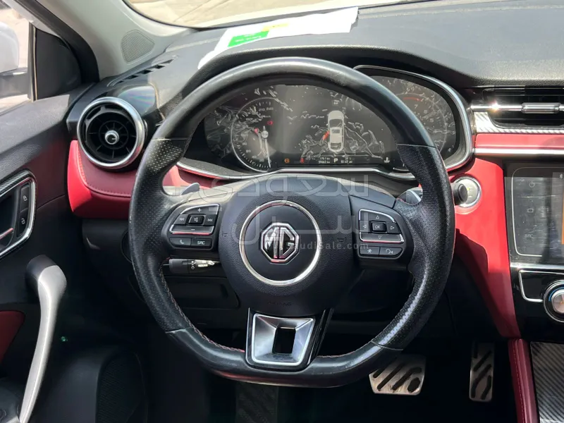 2020 MG Mg6