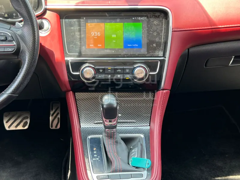 2020 MG Mg6