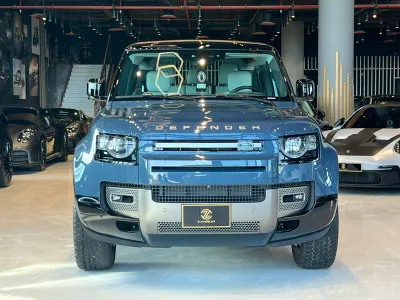 2025 Land Rover Defender 90