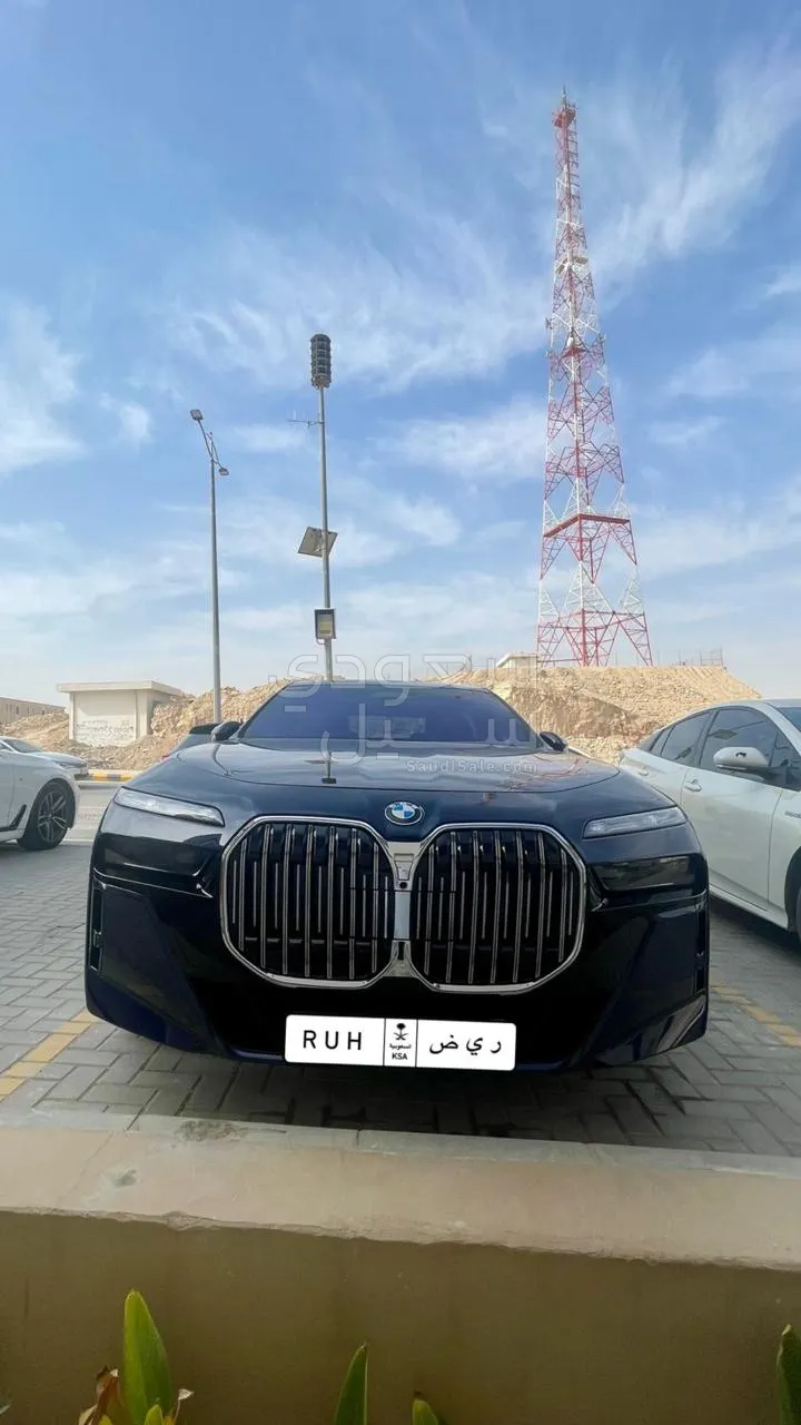 2024 بي ام دبليو الفئة السابعة 735أي