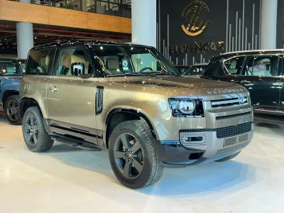 2025 Land Rover Defender 90