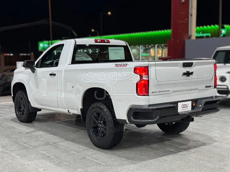 2023 Chevrolet Silverado Z71