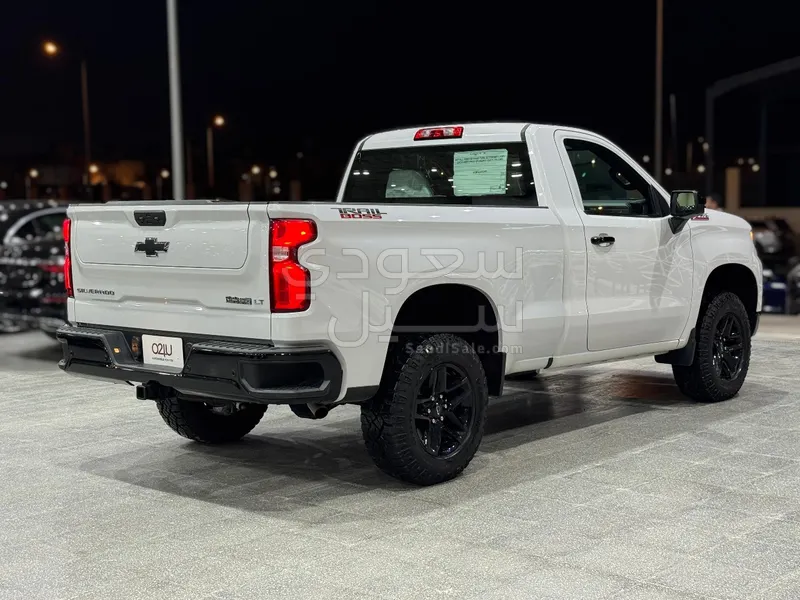 2023 Chevrolet Silverado Z71