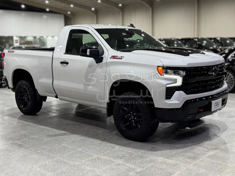 2023 Chevrolet Silverado Z71