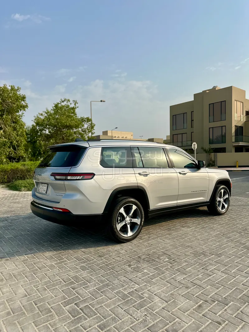 2023 Jeep Grand Cherokee Limited