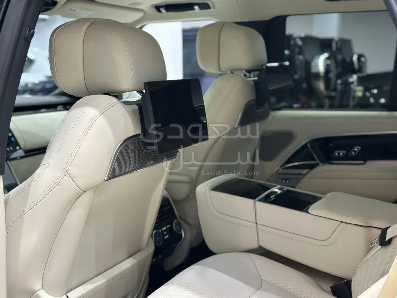 2025 Land Rover Range Rover Autobiography