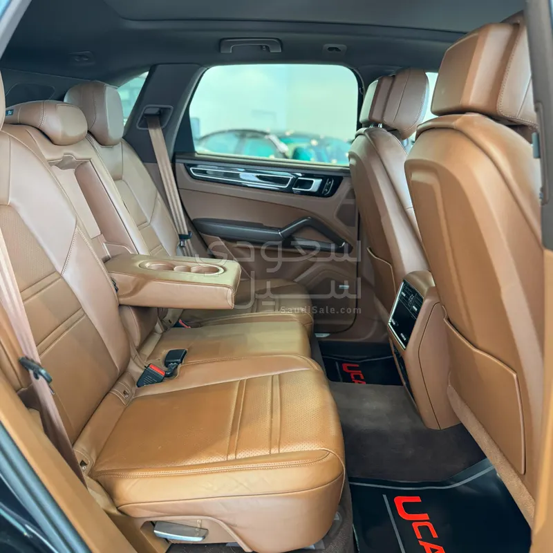 2019 Porsche Cayenne S