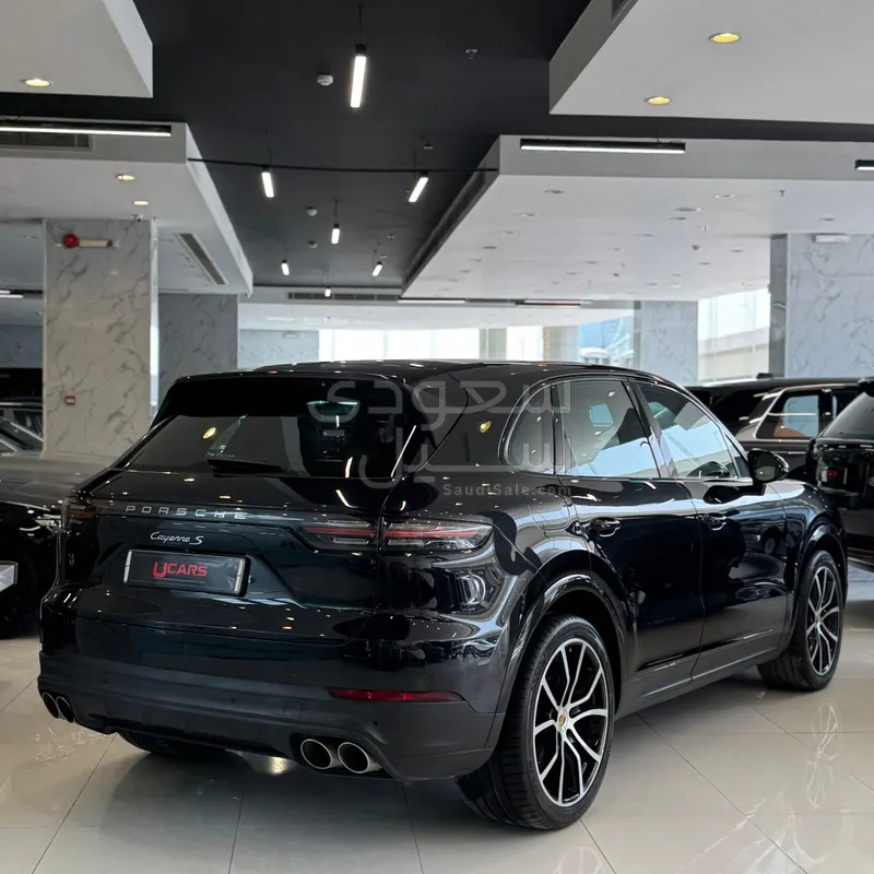 2019 Porsche Cayenne S